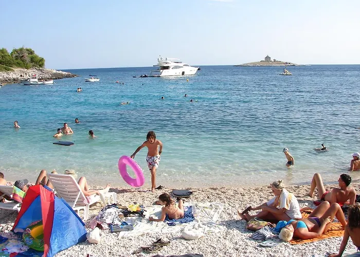 Fio - Hvar