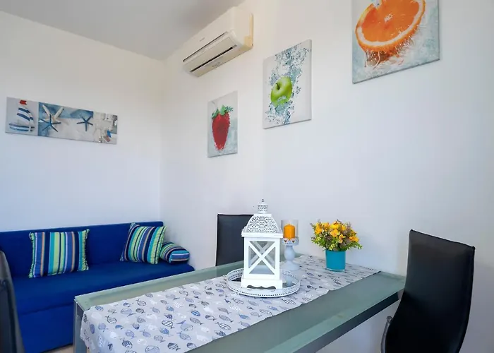 Fio - Hvar Apartamento *